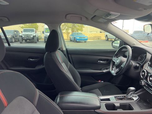 Used 2021 Nissan Sentra SR image 16