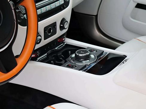 Used 2021 Rolls-Royce Wraith RWD image 5