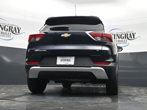 Used 2021 Chevrolet TrailBlazer LT w/ Sun and Liftgate Package FWD image 31
