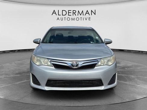Used 2012 Toyota Camry LE FWD image 8
