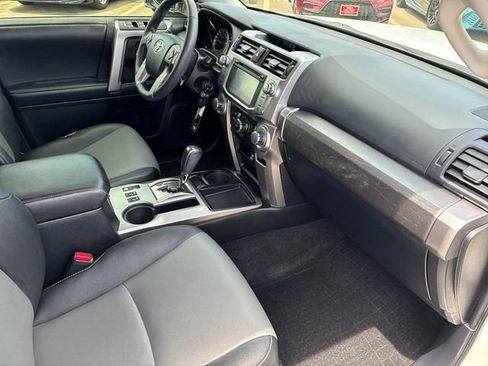 Used 2019 Toyota 4Runner SR5 Premium RWD image 15