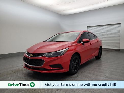 Used 2017 Chevrolet Cruze LT image 1