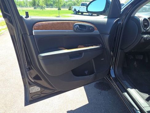 Used 2012 Buick Enclave Premium FWD image 26