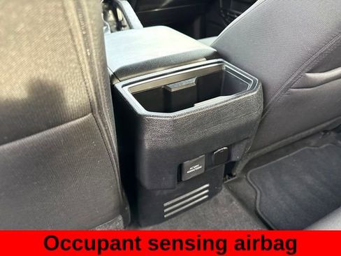 Used 2024 Toyota Tacoma TRD Off-Road image 27