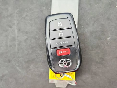 Used 2025 Toyota Camry SE FWD image 22
