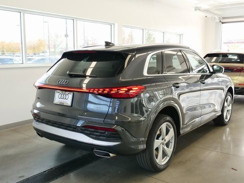 New 2025 Audi Q5 Premium Plus image 6