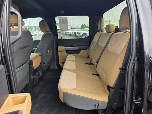 Used 2023 Ford F150 XLT image 9