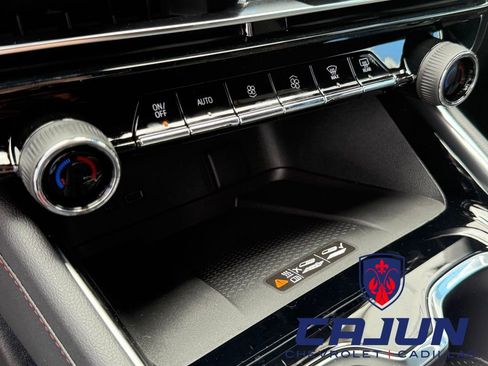New 2026 Chevrolet Traverse RS w/ LPO, Floor Liner Package FWD image 15