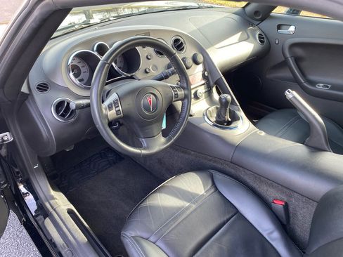 Used 2007 Pontiac Solstice Convertible w/ Premium Package image 17