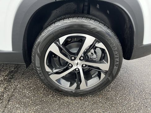 New 2026 Chevrolet Trax RS w/ Sunroof Package image 30