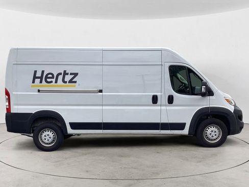Used 2026 RAM ProMaster 2500 w/ Convenience Group FWD image 6