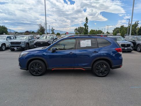 Used 2023 Subaru Forester Sport w/ Popular Package #3 AWD/4WD image 9