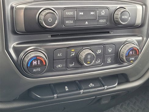 Used 2019 Chevrolet Silverado 1500 LT w/ All Star Edition image 18