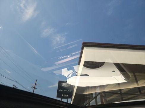 Used 2018 Cadillac XT5 Premium Luxury w/ Driver Assist Package image 20