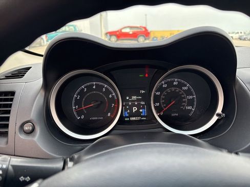 Used 2017 Mitsubishi Lancer ES FWD image 31
