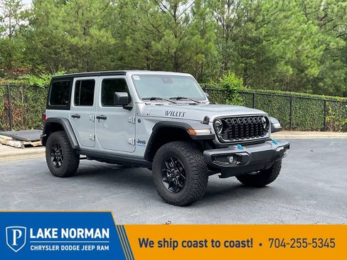 Used 2024 Jeep Wrangler Unlimited AWD/4WD image 1