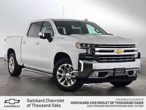 Used 2022 Chevrolet Silverado 1500 LTZ w/ LTZ Premium Package AWD/4WD image 1