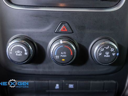 Used 2018 RAM 1500 Express w/ Express Value Package AWD/4WD image 22