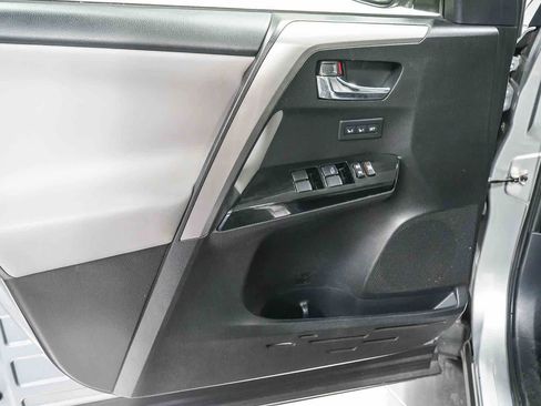 Used 2018 Toyota RAV4 Limited w/ All Weather Liner Package image 22