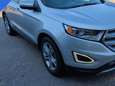 Used 2016 Ford Edge Titanium w/ Technology Package AWD/4WD image 3