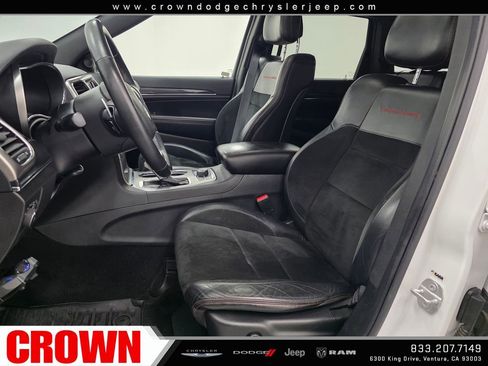 Used 2018 Jeep Grand Cherokee Trailhawk AWD/4WD image 24