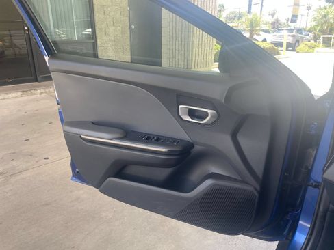 Used 2025 Kia K4 FWD image 18