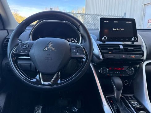 Used 2025 Mitsubishi Eclipse Cross SE image 14