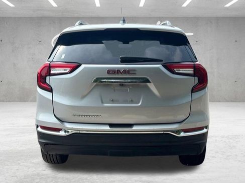 Used 2022 GMC Terrain SLT w/ Infotainment Package II FWD image 19