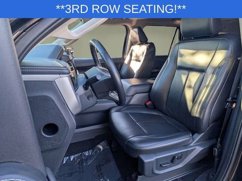 Used 2024 Ford Expedition XLT image 7