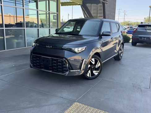 Used 2023 Kia Soul GT-Line w/ GT-Line Technology Package image 2