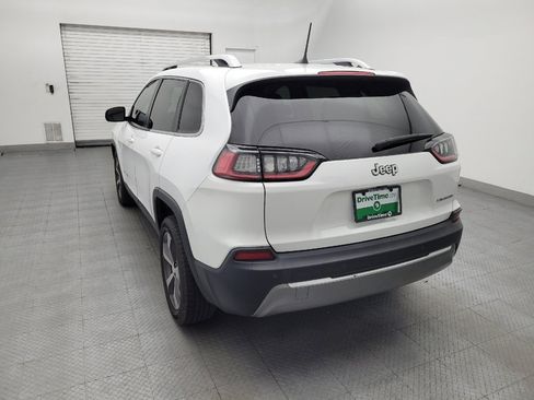 Used 2019 Jeep Cherokee Limited FWD image 6