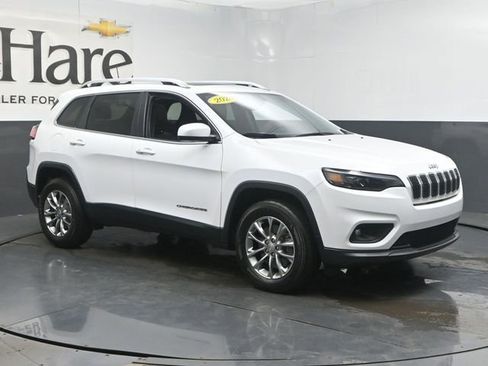 Used 2020 Jeep Cherokee Latitude Plus w/ Comfort/Convenience Group AWD/4WD image 6