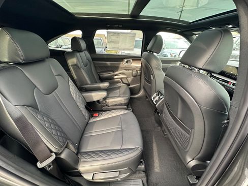 New 2026 Kia Sorento SX Prestige image 17