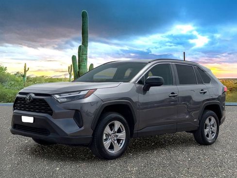 Used 2025 Toyota RAV4 LE image 2