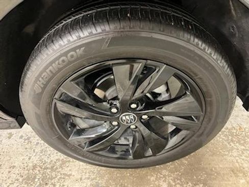 Used 2025 Buick Encore GX Sport Touring w/ Advanced Technology Package image 27