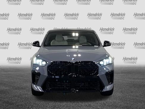 Used 2026 BMW X2 xDrive28i AWD/4WD image 2