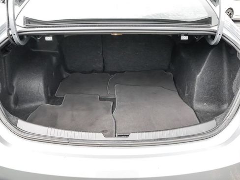 Used 2023 Chevrolet Malibu LT FWD image 30