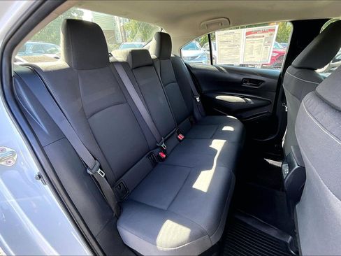 Used 2025 Toyota Corolla LE FWD image 25