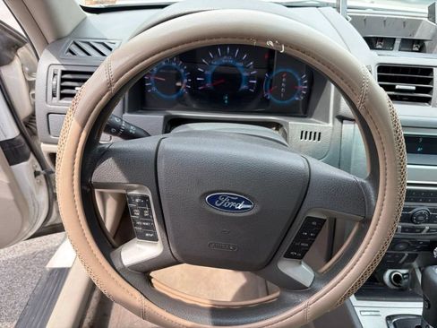 Used 2011 Ford Fusion SE w/ 201A Rapid Spec Order Code FWD image 17