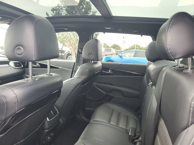 Used 2019 Kia Sorento AWD image 9