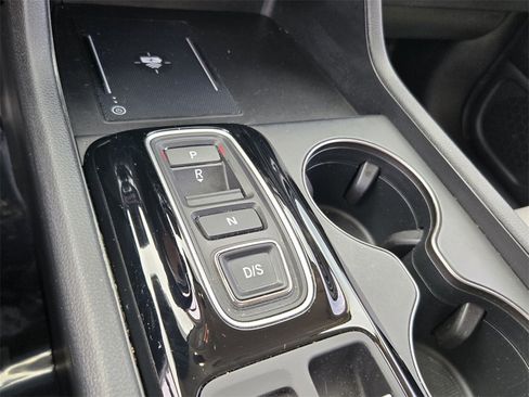 Used 2024 Honda Pilot EX-L image 23