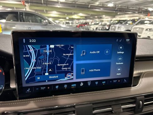 Used 2023 Lincoln Corsair AWD w/ Equipment Group 101A image 15