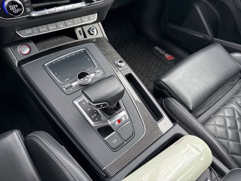 Used 2019 Audi SQ5 Prestige w/ Prestige Package image 5