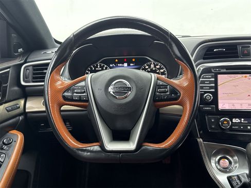 Used 2019 Nissan Maxima Platinum w/ Reserve Package image 18