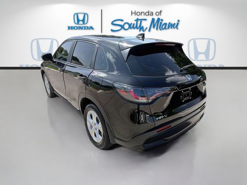 Certified 2023 Honda HR-V LX image 5
