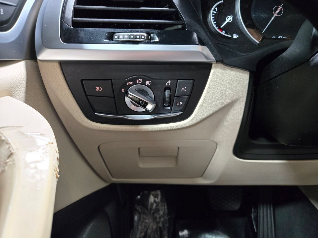 Used 2018 BMW X3 xDrive30i AWD/4WD image 14