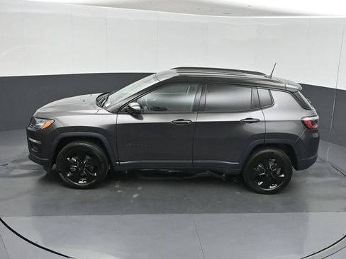 Used 2020 Jeep Compass Latitude AWD/4WD image 42