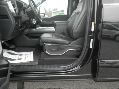 Used 2023 Ford F350 Lariat w/ Lariat Ultimate Package image 15