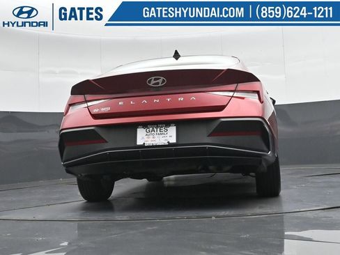 Certified 2024 Hyundai Elantra SEL FWD image 37
