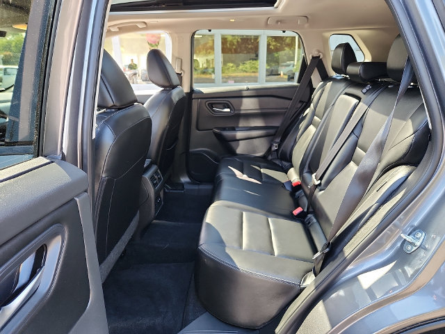 Used 2024 Nissan Rogue SL w/ SL Premium Package AWD/4WD image 11